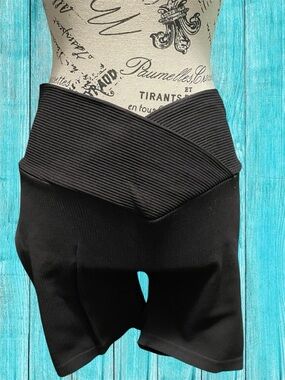 No Boundaries Black Stretch Ribbed Waistband Shorts